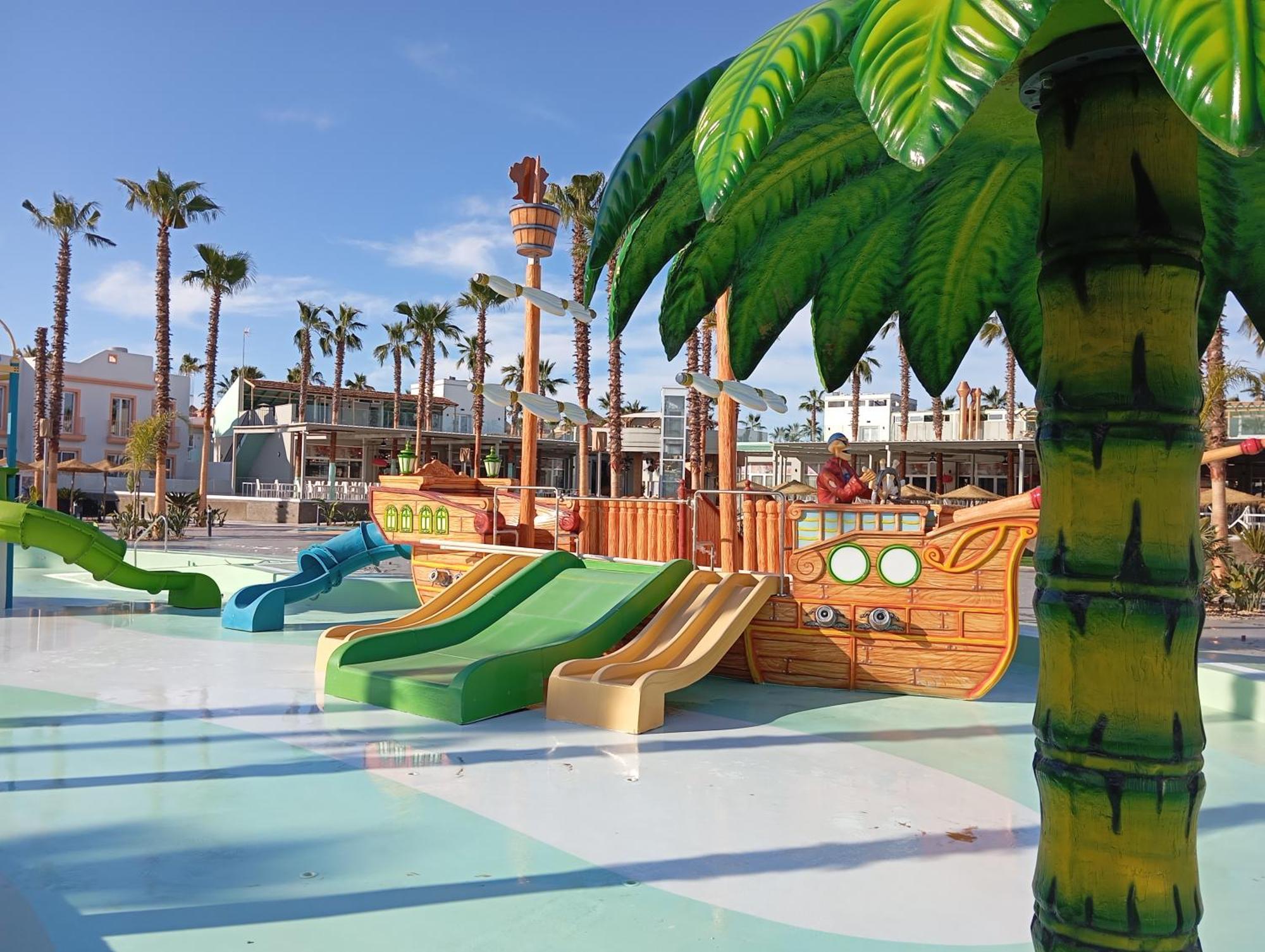 On City Resort All Inclusive Prime 마탈라스카나스 외부 사진