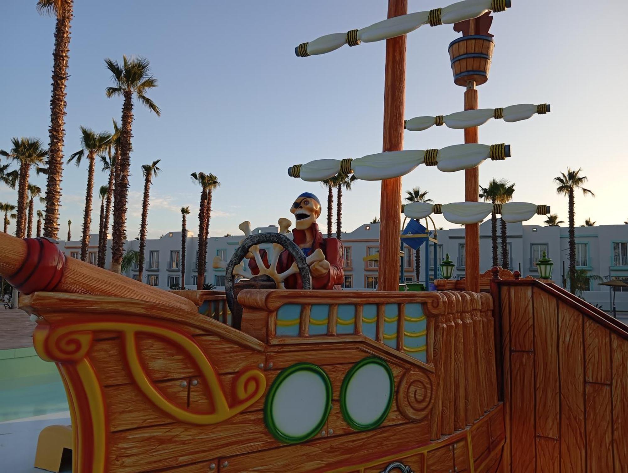 On City Resort All Inclusive Prime 마탈라스카나스 외부 사진